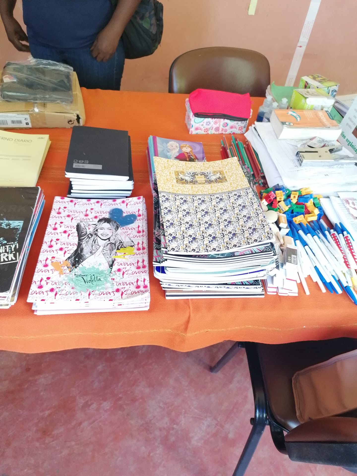 806bf4b9-bef0-4df0-8bba-a427077149d3